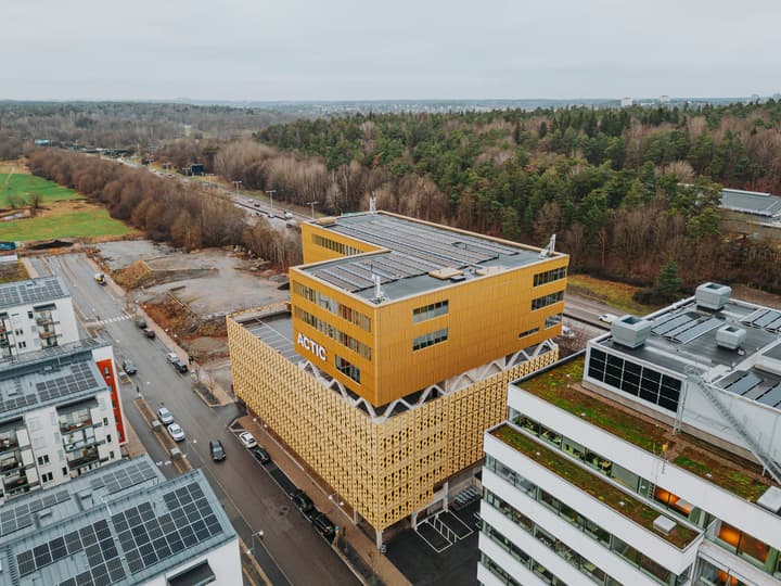Drottning Kristinas esplanad 12, Solna
